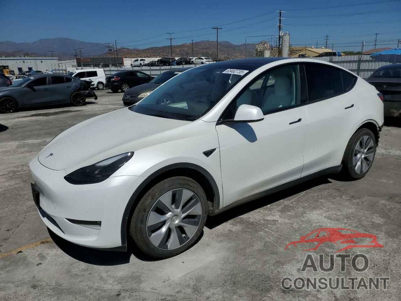 TESLA MODEL Y 2023 - 7SAYGDED3PF945234