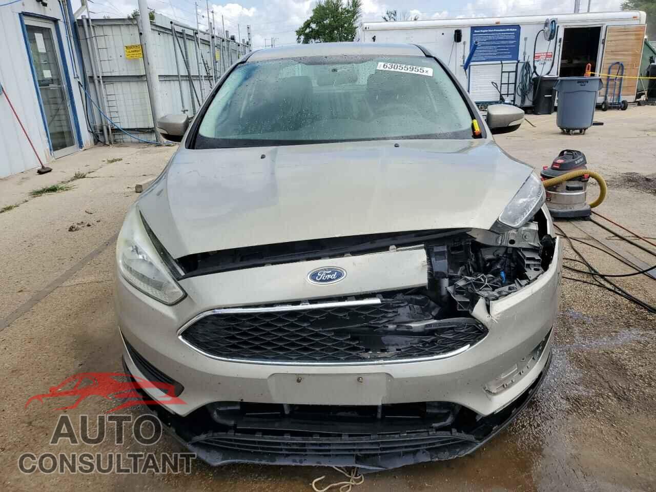 FORD FOCUS 2016 - 1FADP3F28GL352913