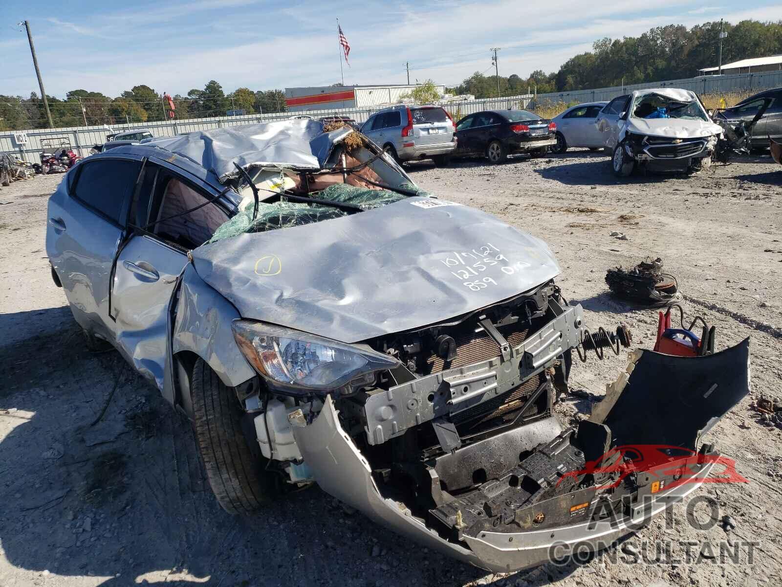 TOYOTA YARIS 2018 - 3MYDLBYV3JY325657