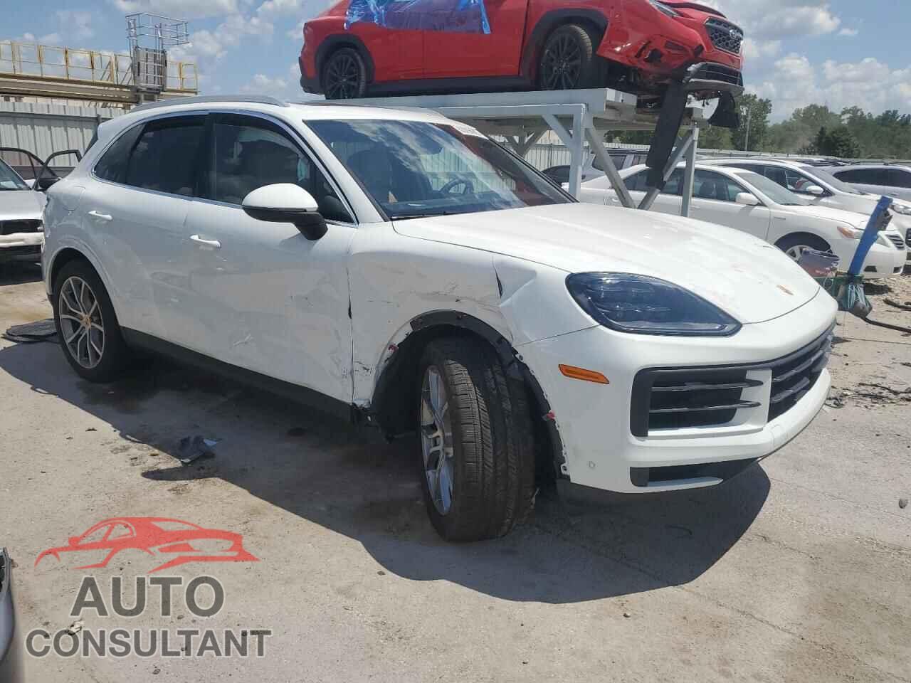 PORSCHE CAYENNE 2024 - WP1AA2AY9RDA12217