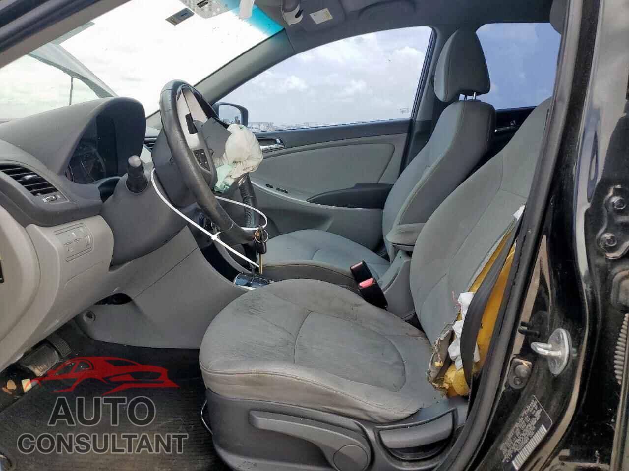 HYUNDAI ACCENT 2013 - KMHCU5AE2DU082705