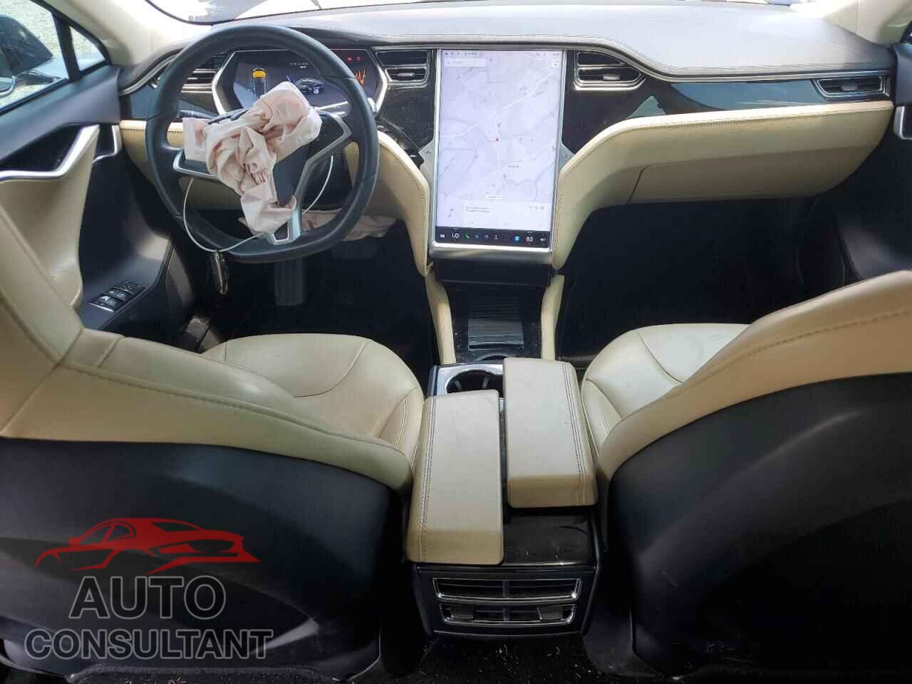 TESLA MODEL S 2013 - 5YJSA1DN8DFP04343