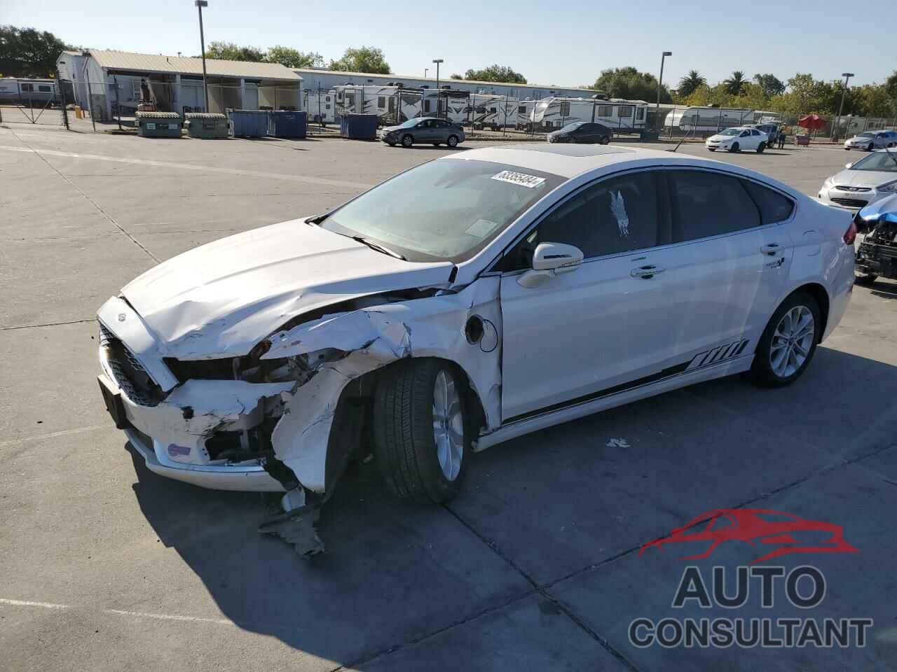 FORD FUSION 2019 - 3FA6P0SU1KR115320