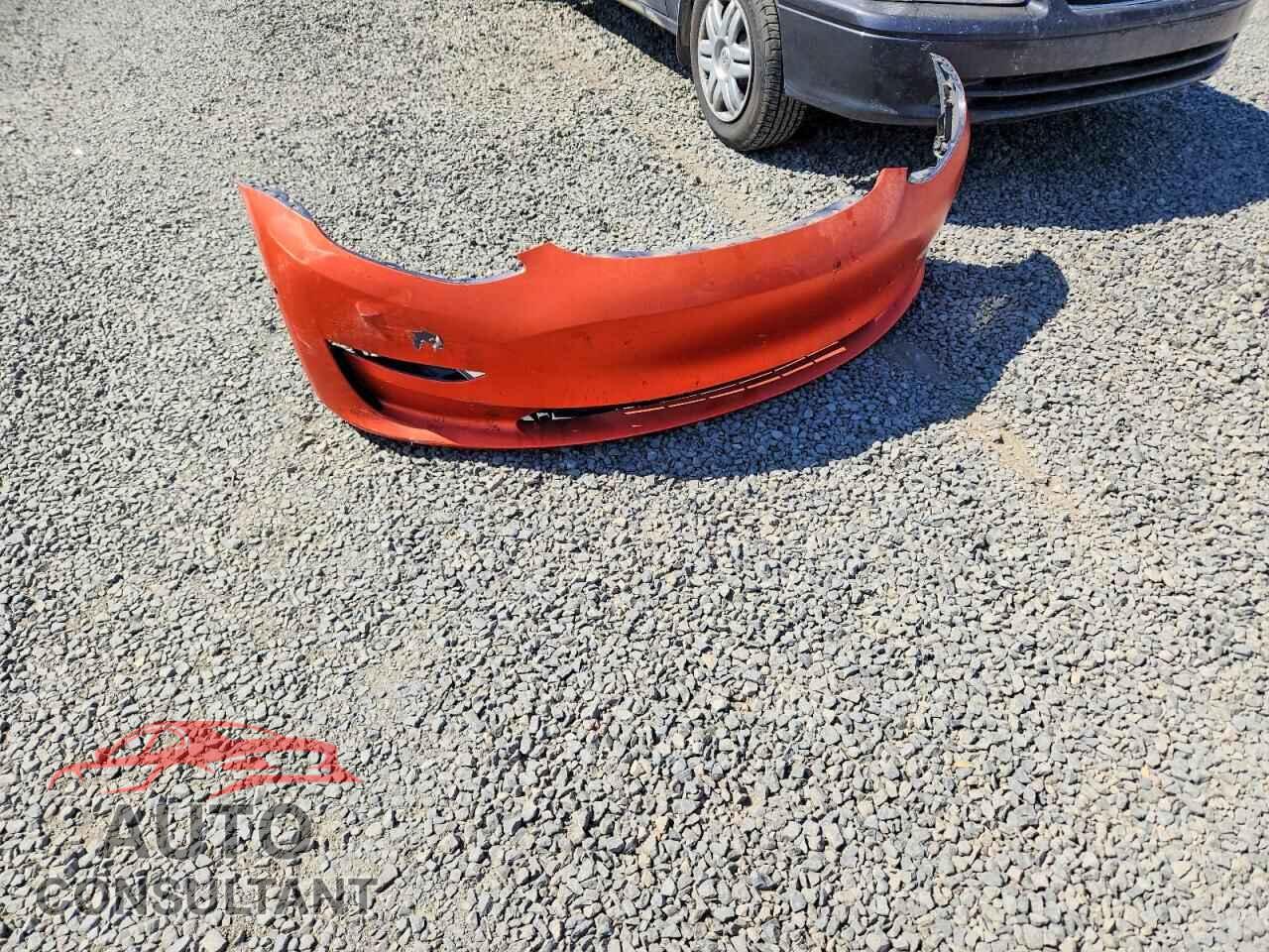TESLA MODEL 3 2019 - 5YJ3E1EB4KF205761