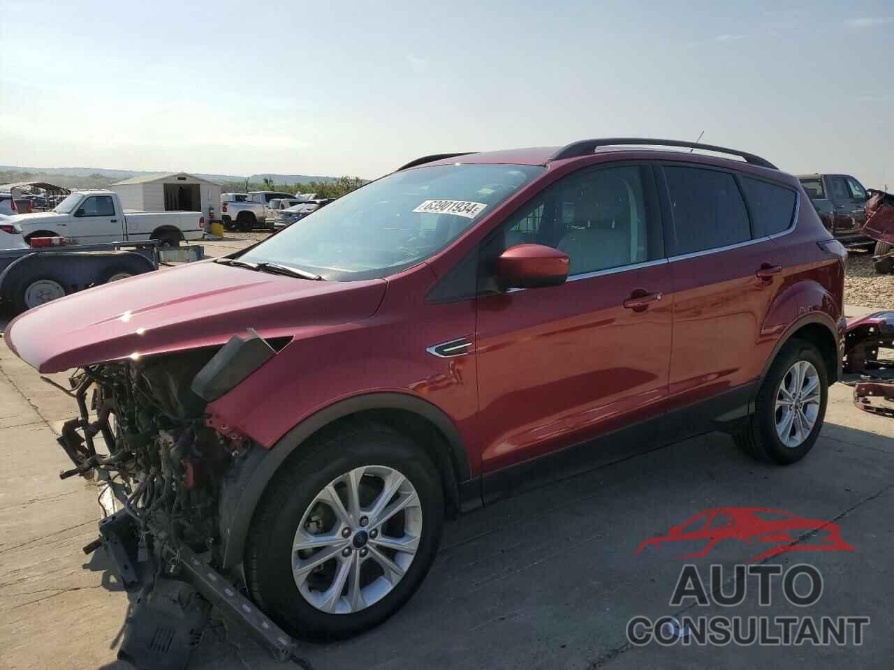 FORD ESCAPE 2017 - 1FMCU0GD3HUD66075