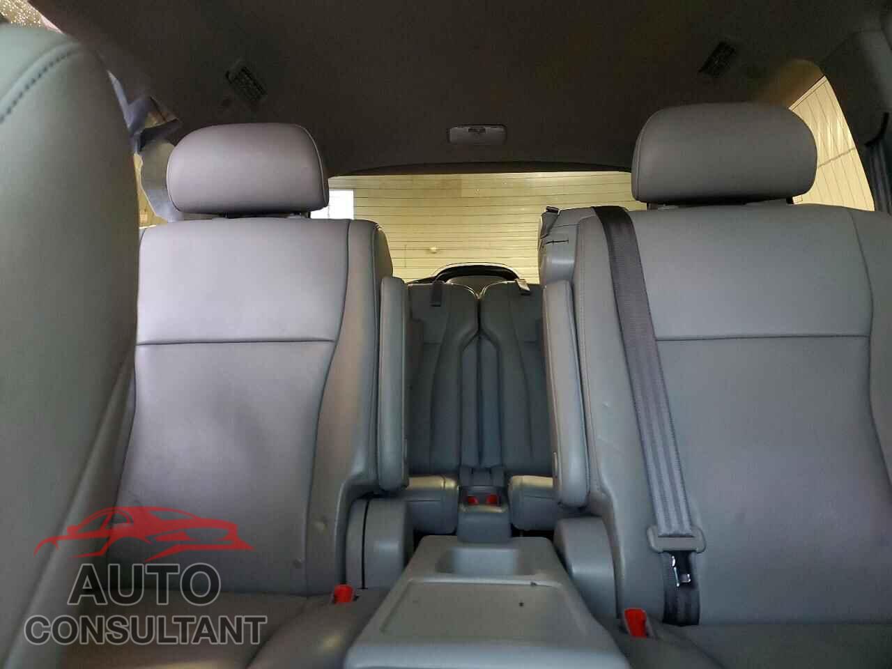 TOYOTA HIGHLANDER 2013 - 5TDBK3EH8DS222968