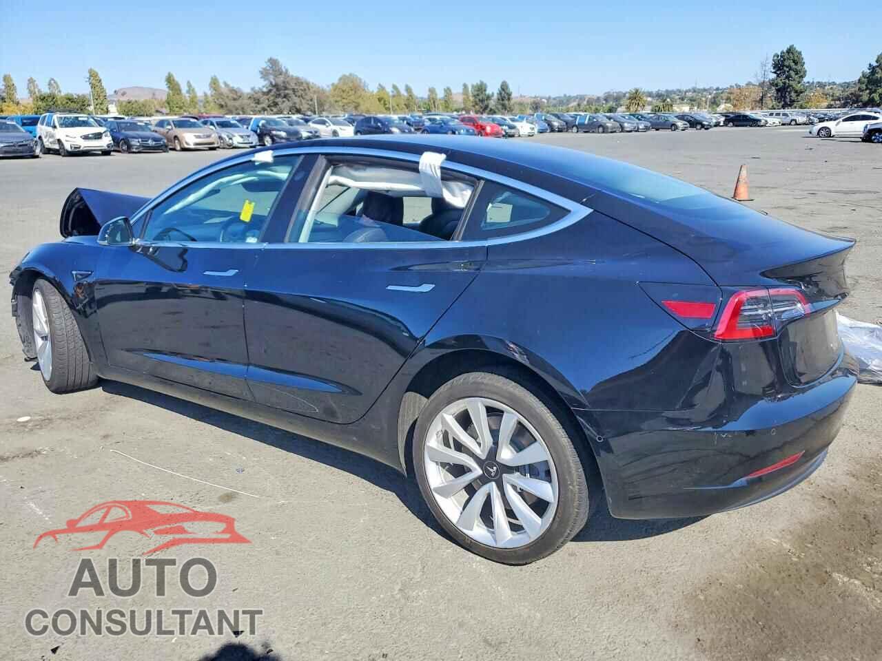 TESLA MODEL 3 2018 - 5YJ3E1EA2JF075856