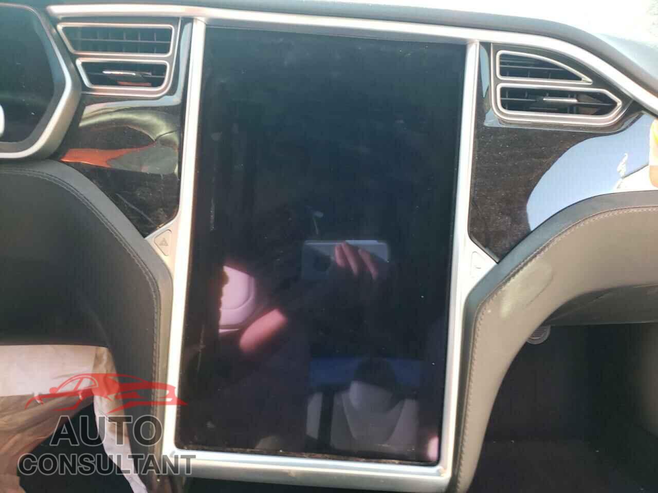TESLA MODEL S 2017 - 5YJSA1E25HF229390