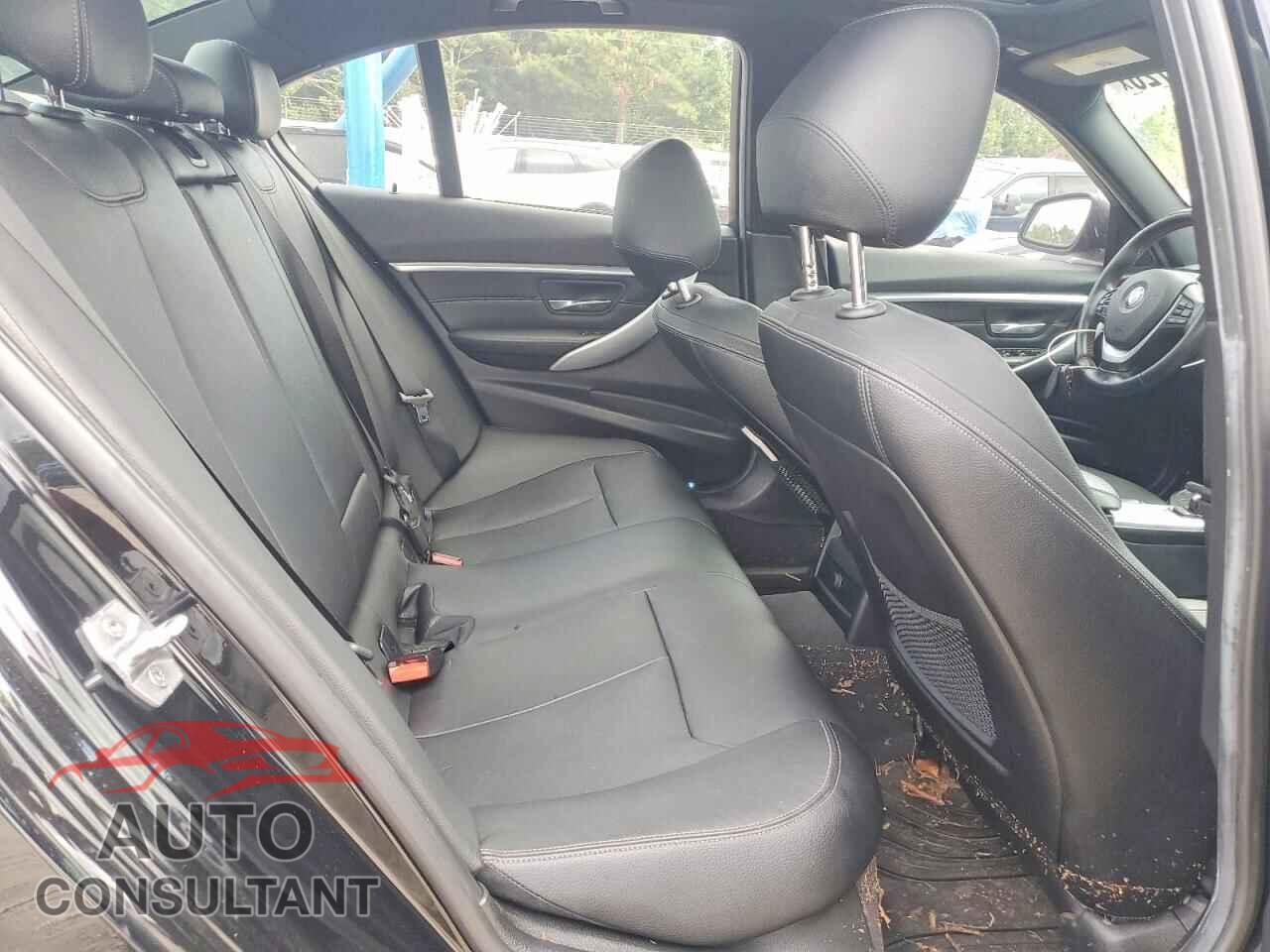 BMW 3 SERIES 2016 - WBA8E9G54GNU28545