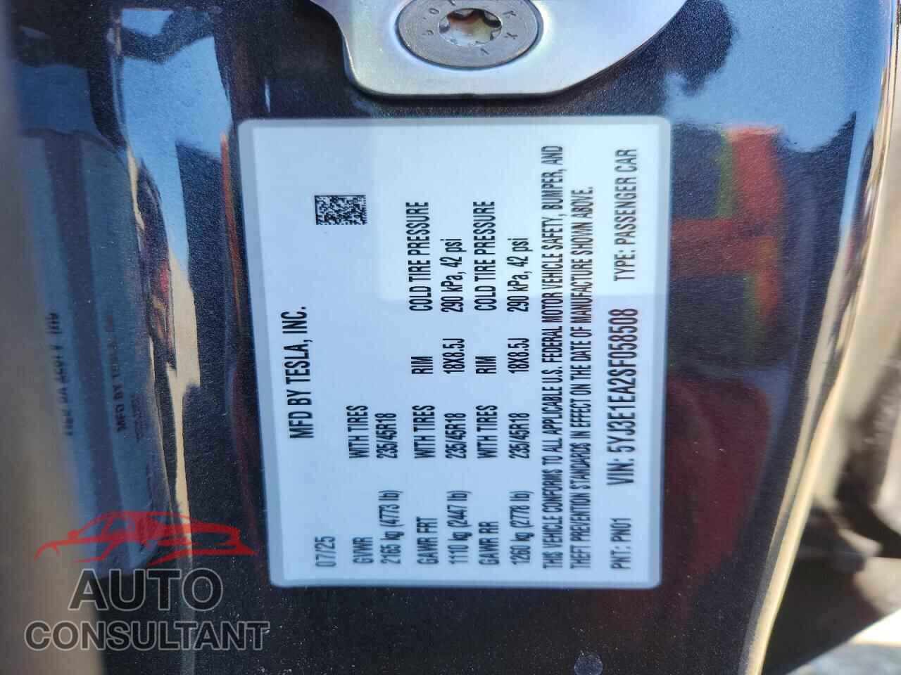 TESLA MODEL 3 2025 - 5YJ3E1EA2SF058508