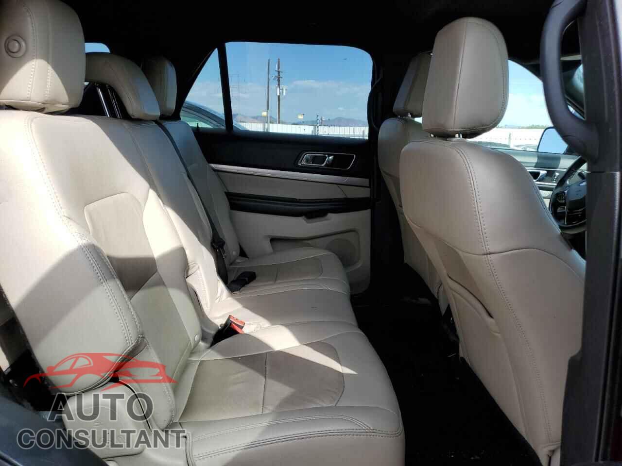 FORD EXPLORER 2018 - 1FM5K8D82JGB93660