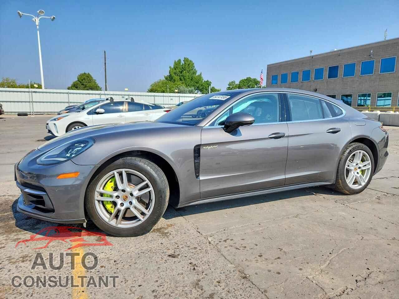 PORSCHE PANAMERA 2018 - WP0AE2A77JL127647