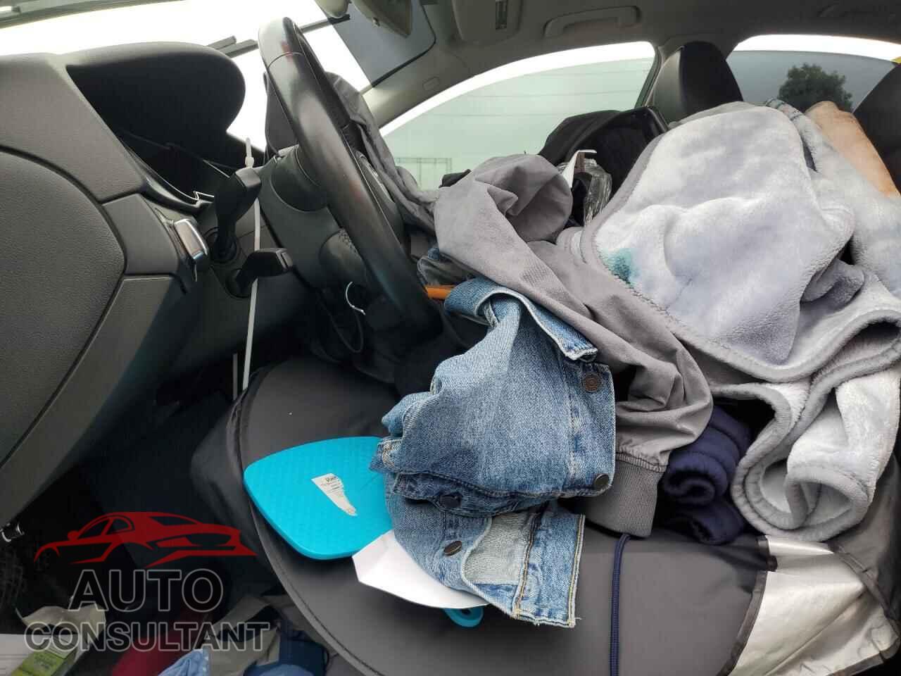 AUDI A4 2014 - WAUAFAFL7EN033353
