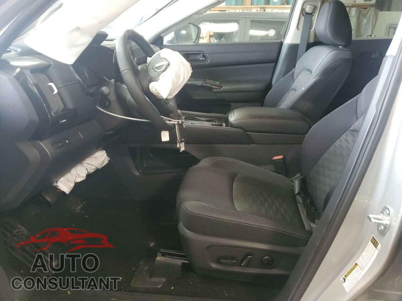 NISSAN PATHFINDER 2024 - 5N1DR3BC5RC247800