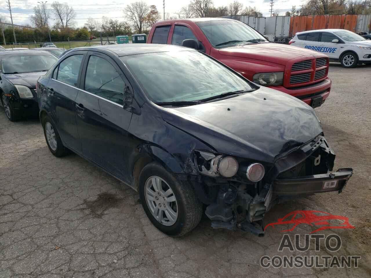 CHEVROLET SONIC 2016 - 1G1JC5SH4G4184589