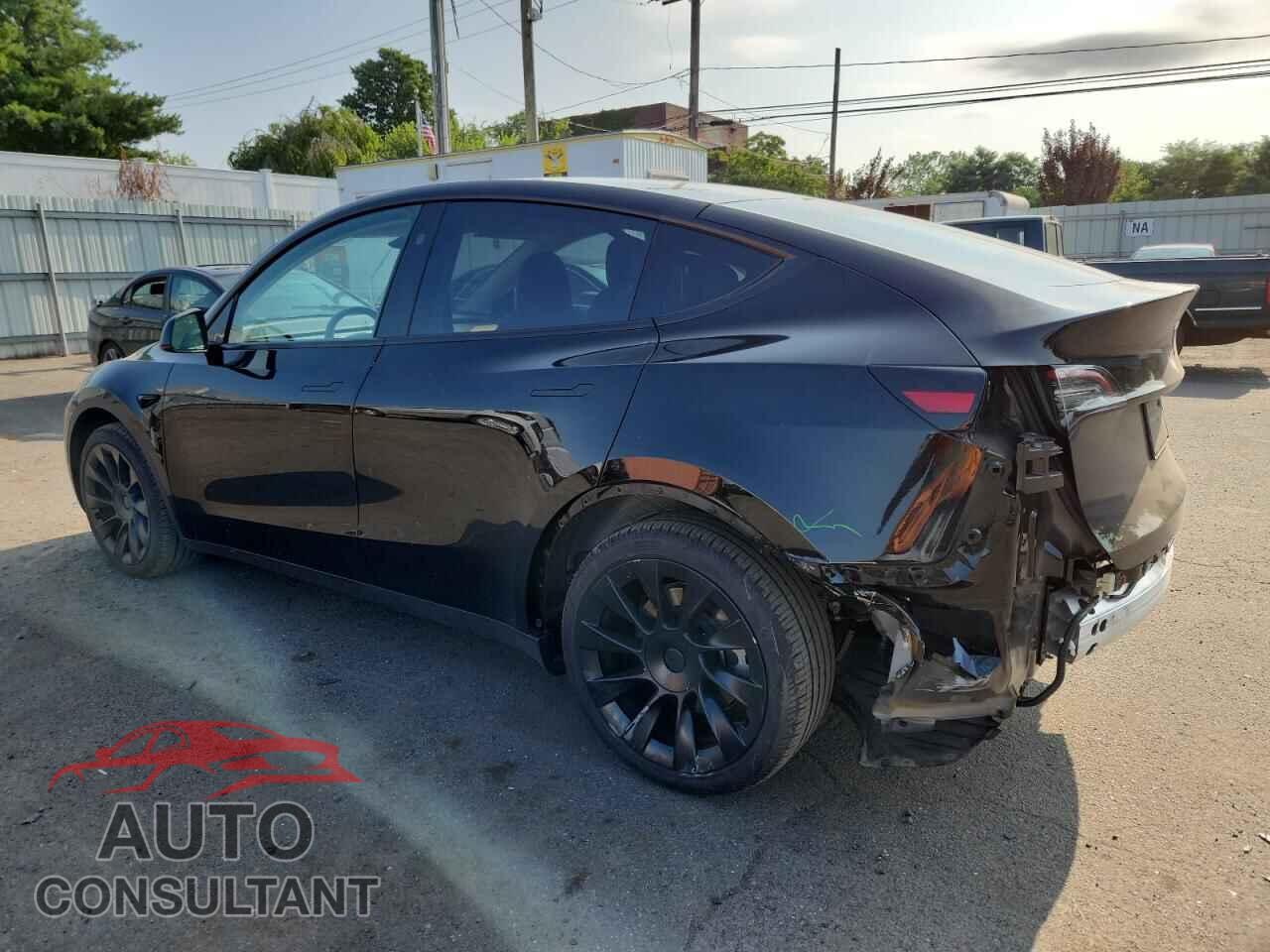 TESLA MODEL Y 2023 - 7SAYGDEEXPF891102