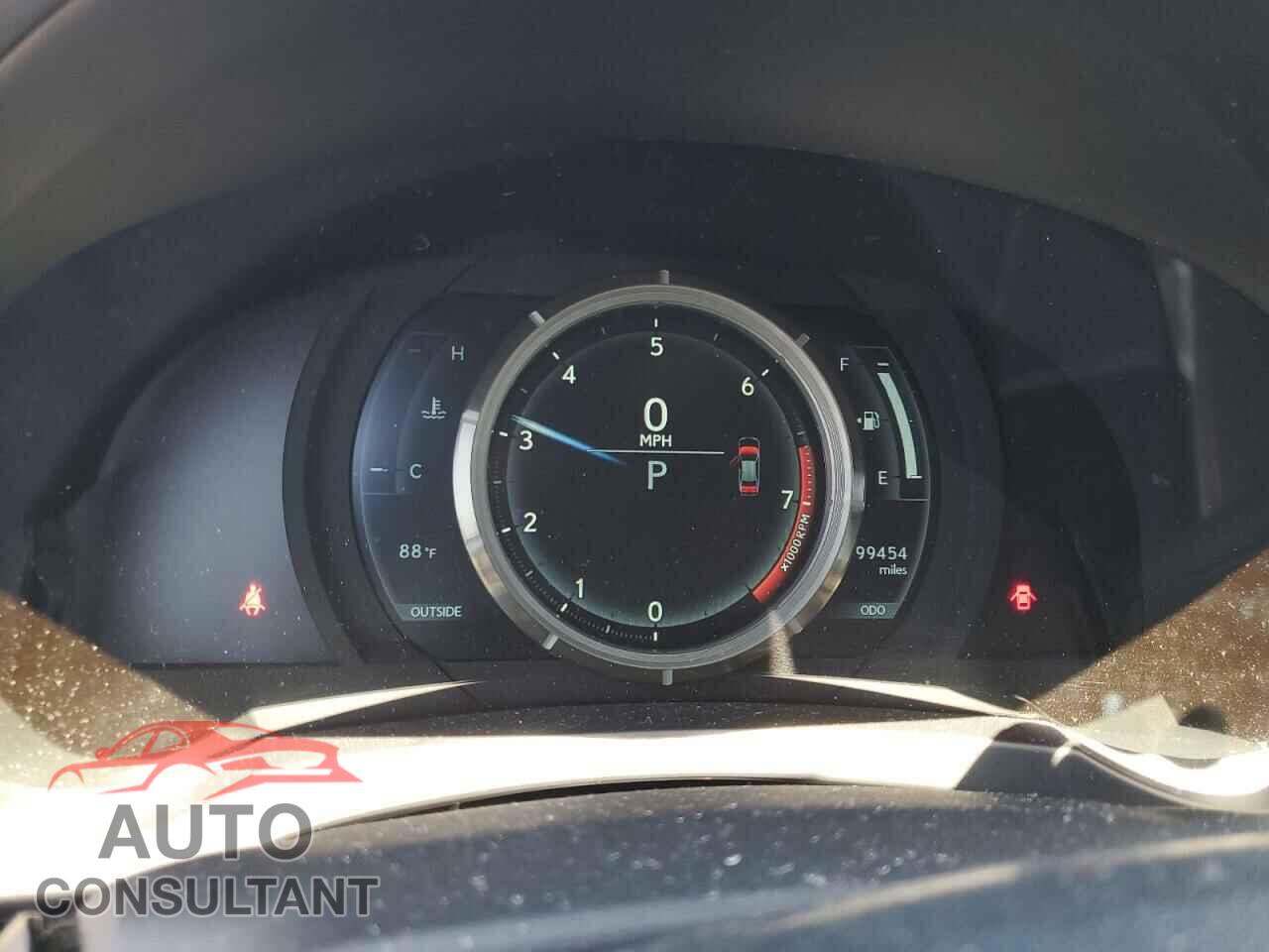 LEXUS IS 2015 - JTHBE1D24F5021147