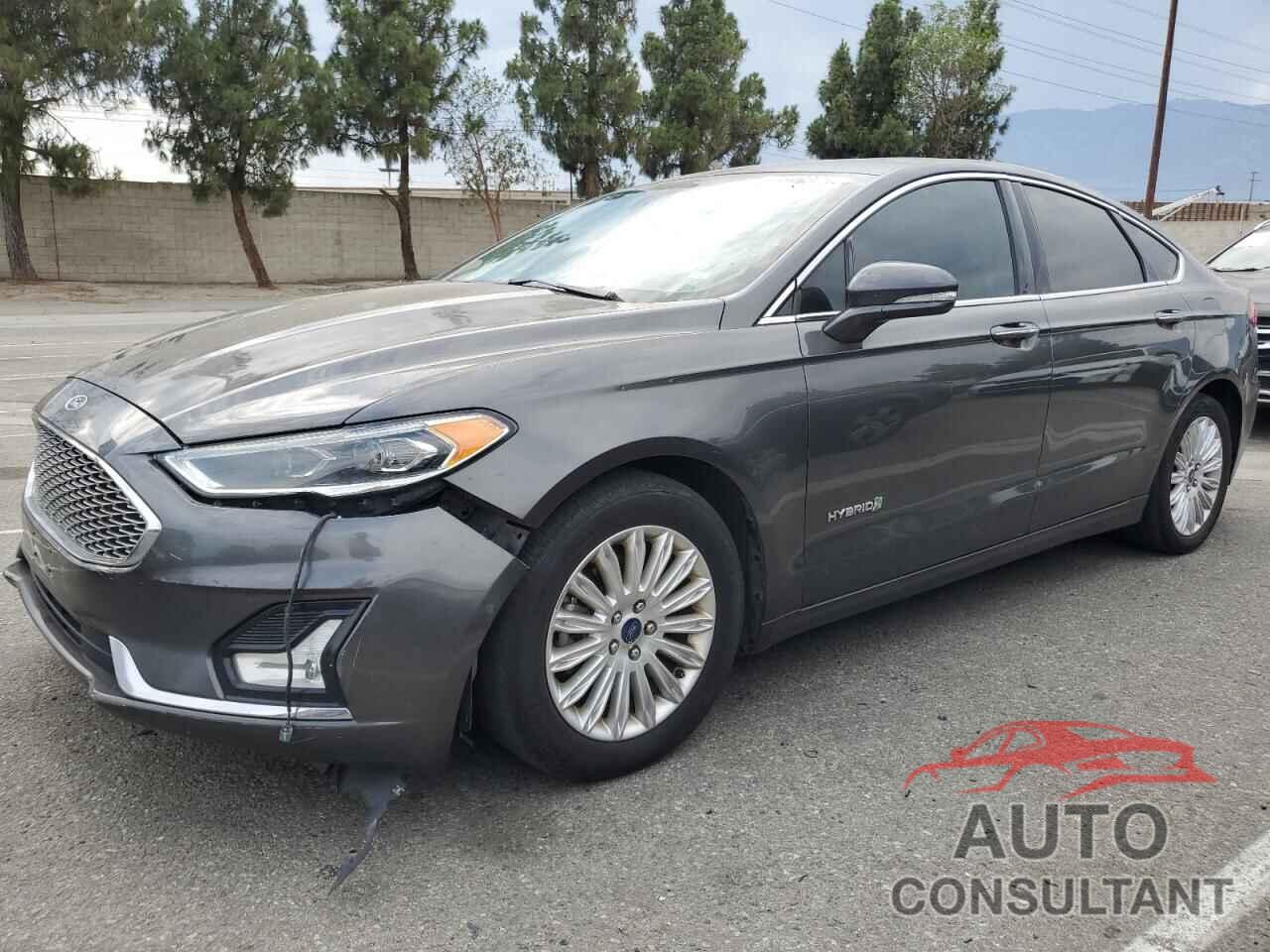 FORD FUSION 2019 - 3FA6P0RU5KR109204