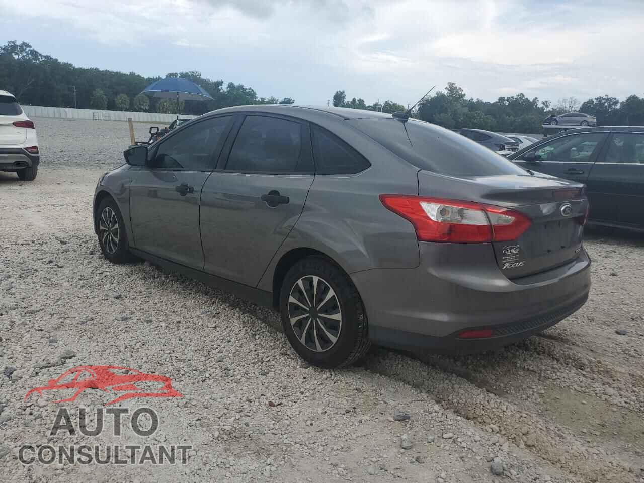 FORD FOCUS 2013 - 1FADP3E21DL275296