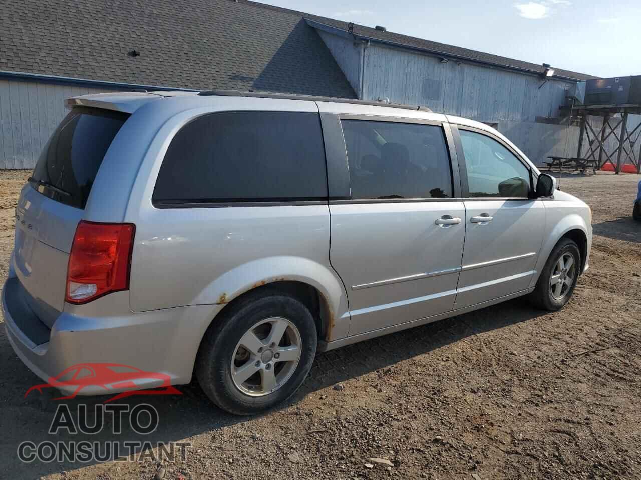 DODGE CARAVAN 2011 - 2D4RN3DG0BR748244
