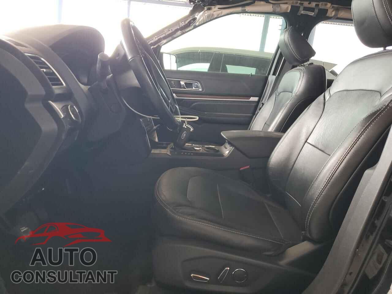 FORD EXPLORER 2018 - 1FM5K7F84JGB43964