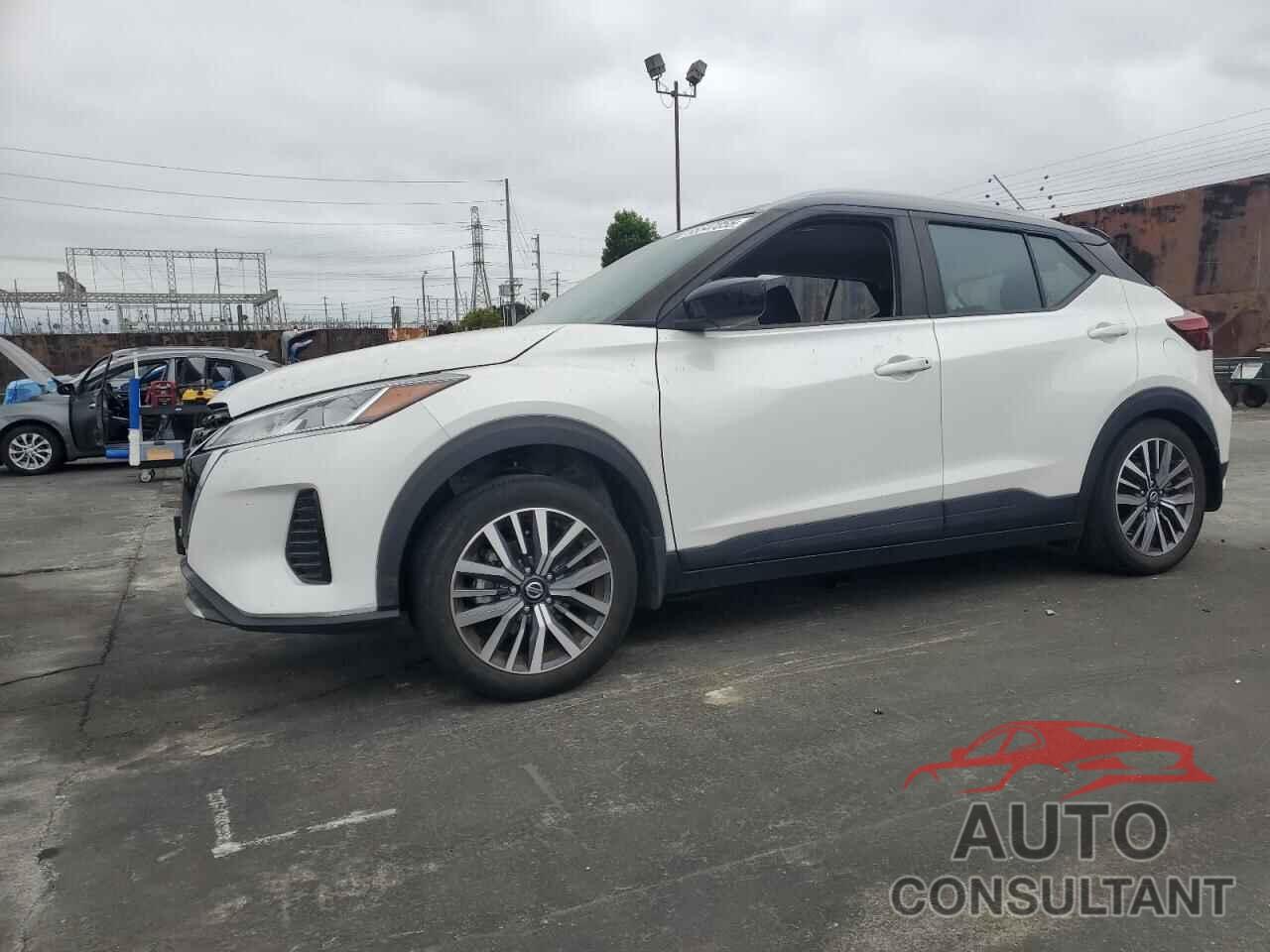 NISSAN KICKS 2021 - 3N1CP5CV5ML555891