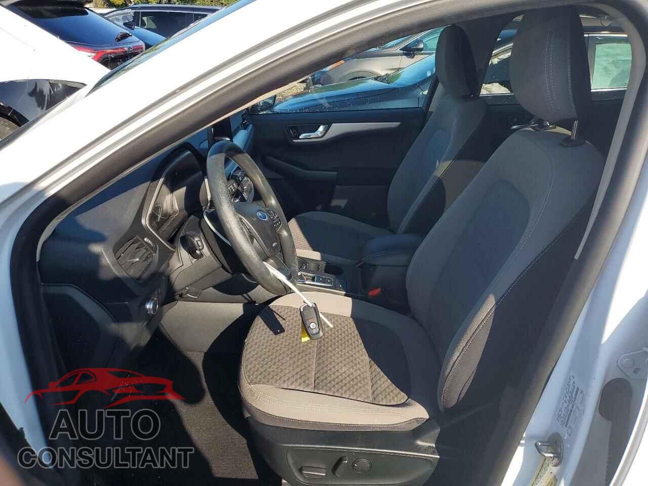 FORD ESCAPE 2020 - 1FMCU0G67LUA48079