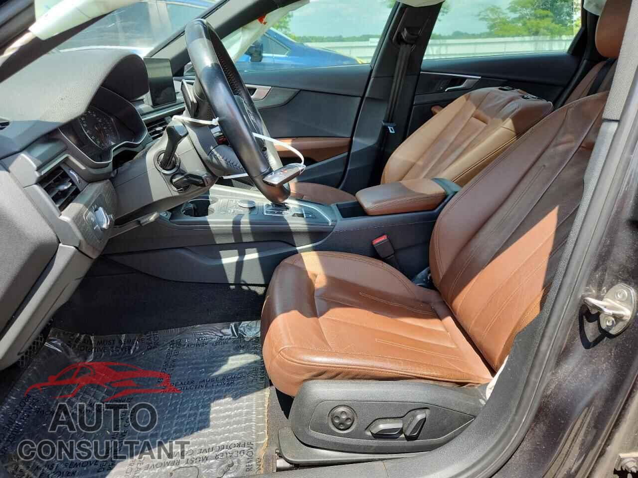 AUDI A4 2019 - WAUGMBF44KN007657