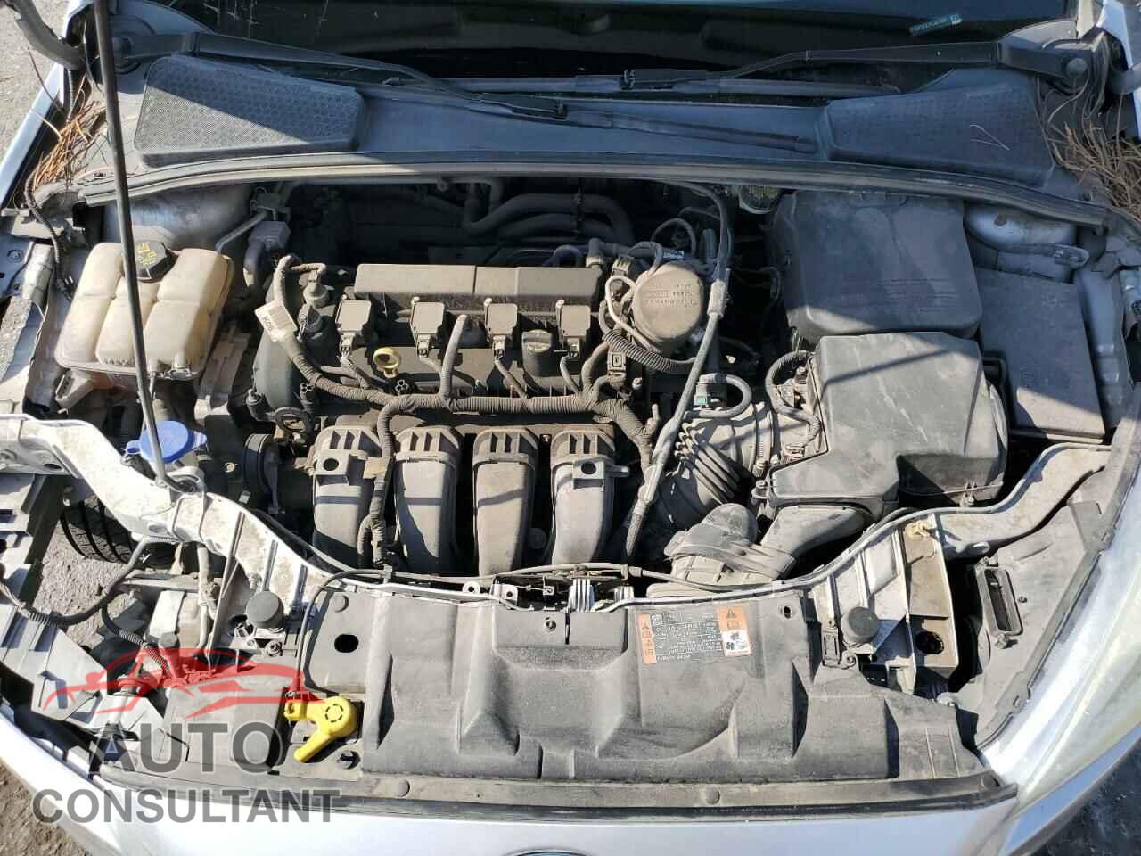 FORD FOCUS 2015 - 1FADP3F27FL301563