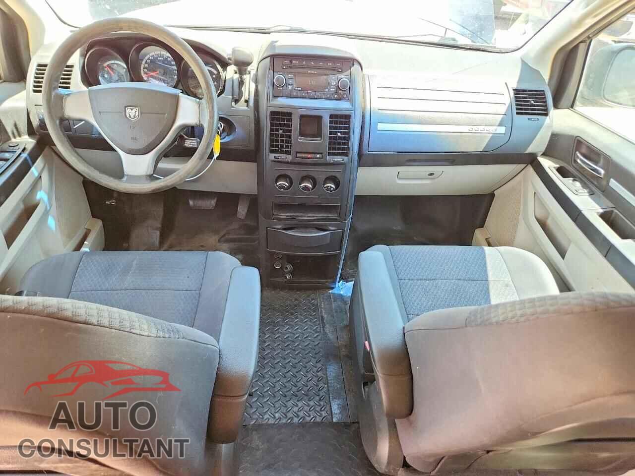 DODGE CARAVAN 2010 - 2D4RN1AE8AR262237