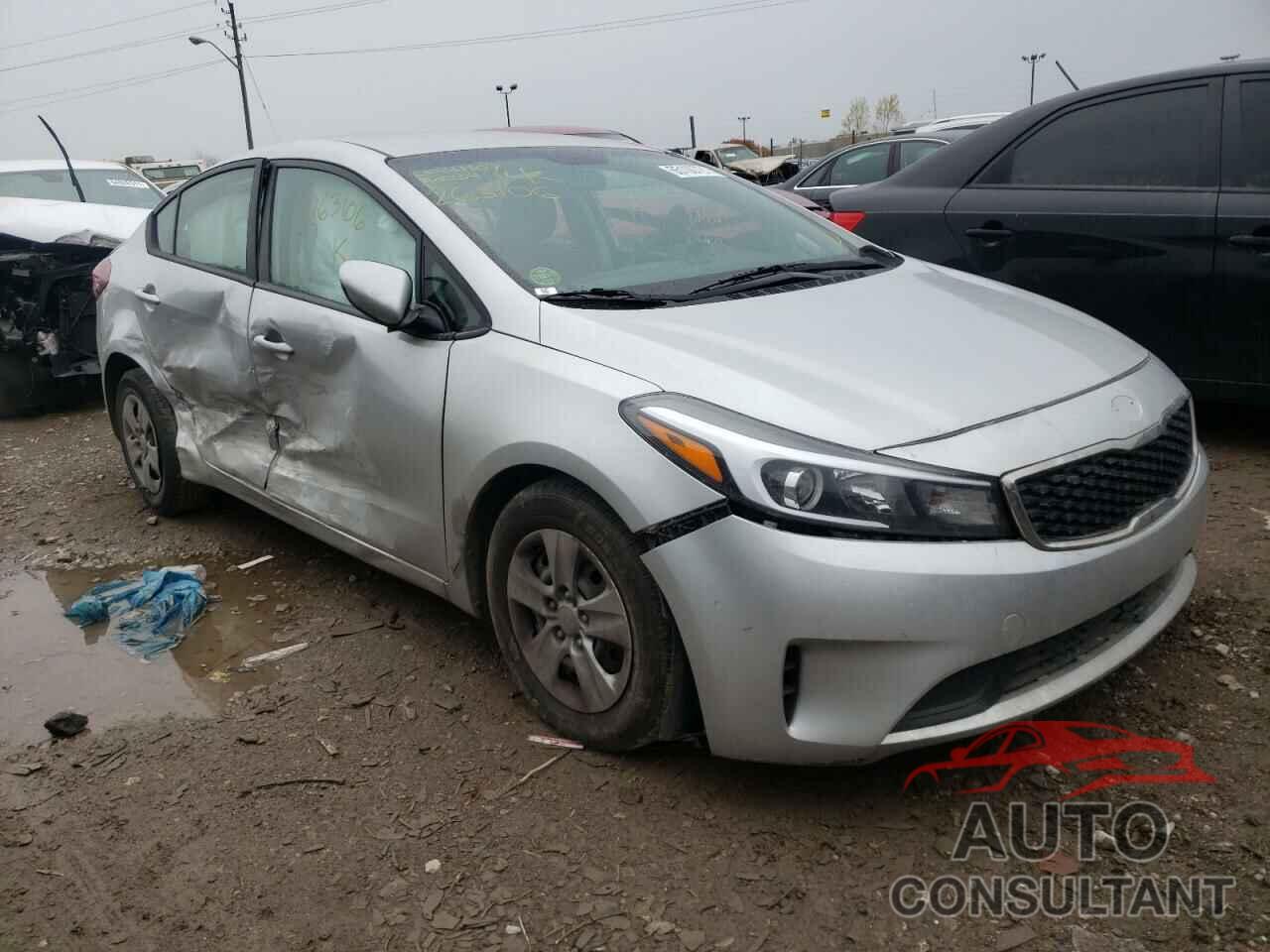 KIA FORTE 2018 - 3KPFK4A72JE263106