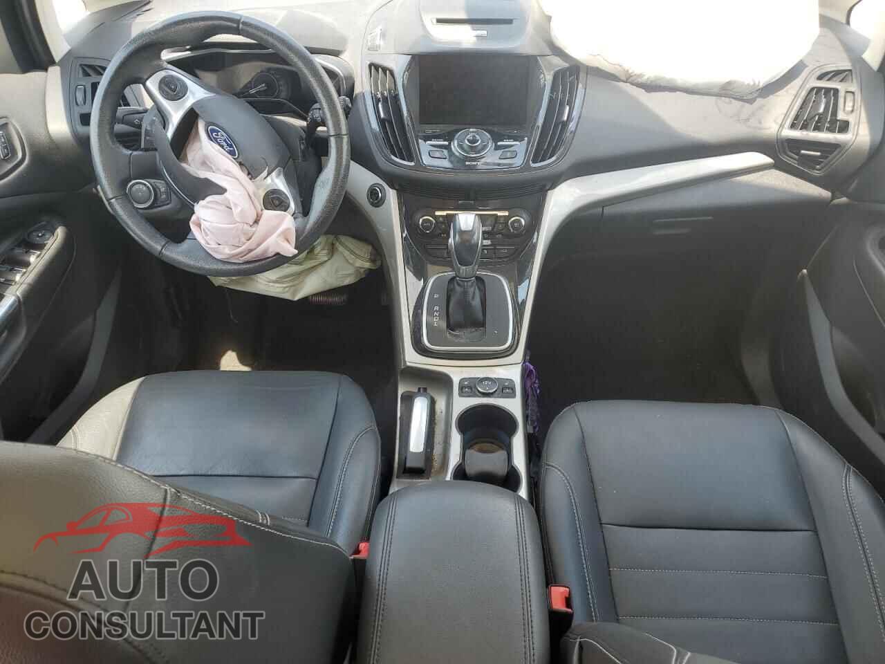 FORD CMAX 2015 - 1FADP5CU3FL108151