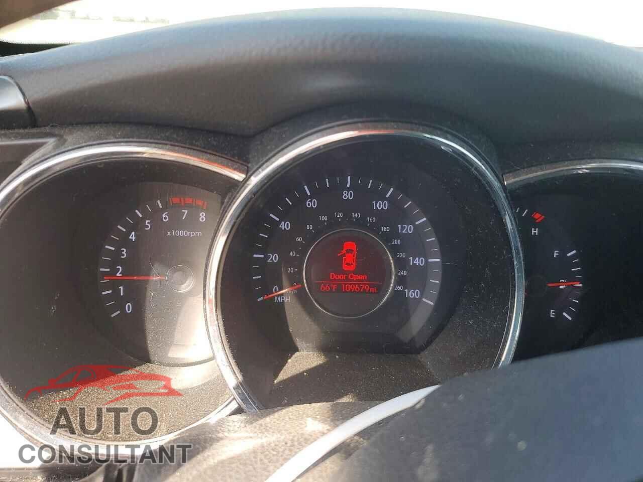 KIA OPTIMA 2013 - KNAGM4A71D5384205