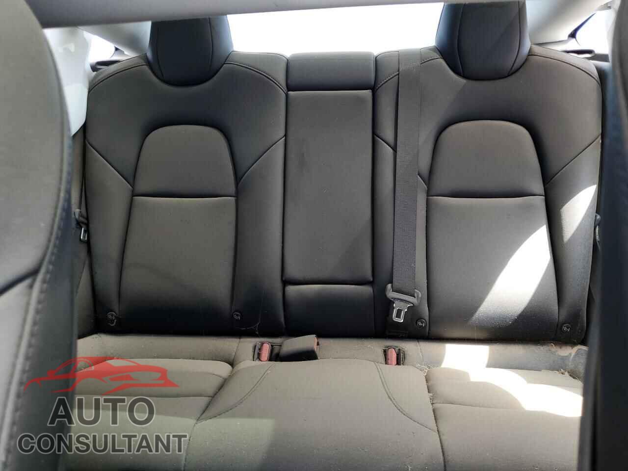 TESLA MODEL 3 2020 - 5YJ3E1EA7LF659964