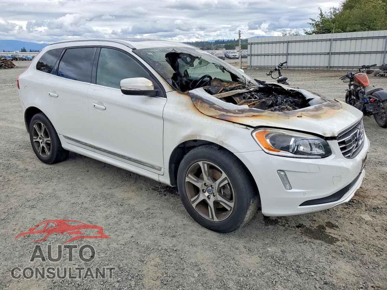 VOLVO XC60 2015 - YV4902RD6F2600749