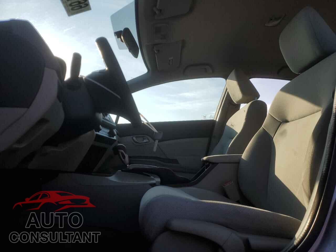 HONDA CIVIC 2012 - 19XFB2F52CE107615