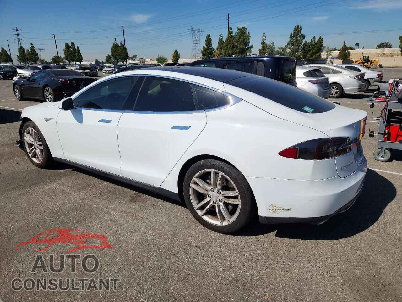 TESLA MODEL S 2013 - 5YJSA1CN2DFP25769