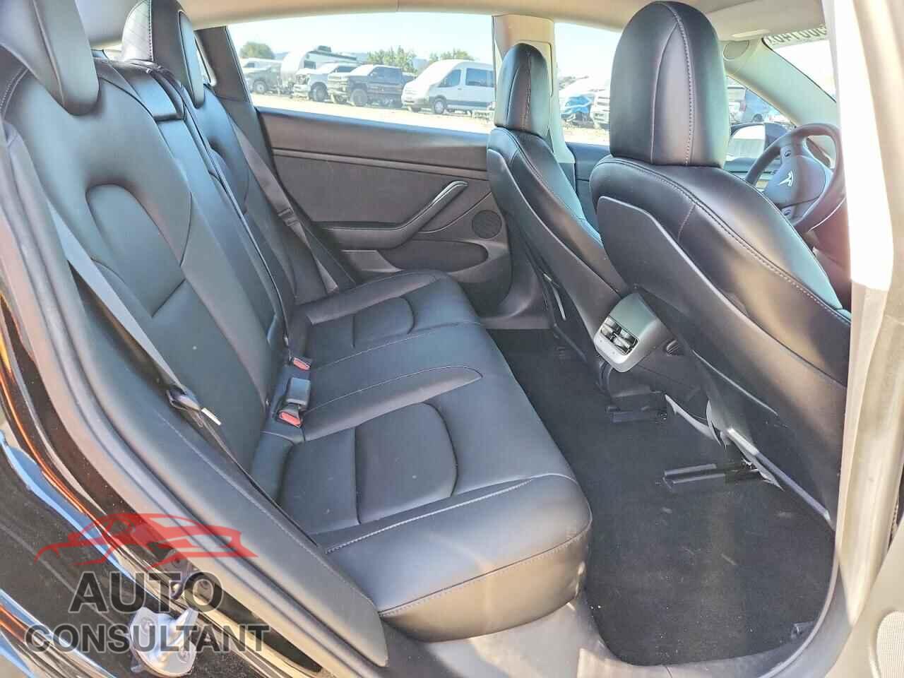 TESLA MODEL 3 2022 - 5YJ3E1EA6NF108962