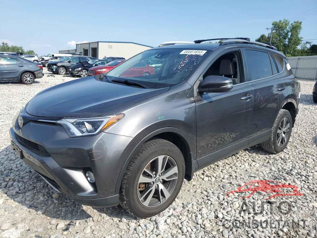 TOYOTA RAV4 2017 - JTMRFREV3HJ702852