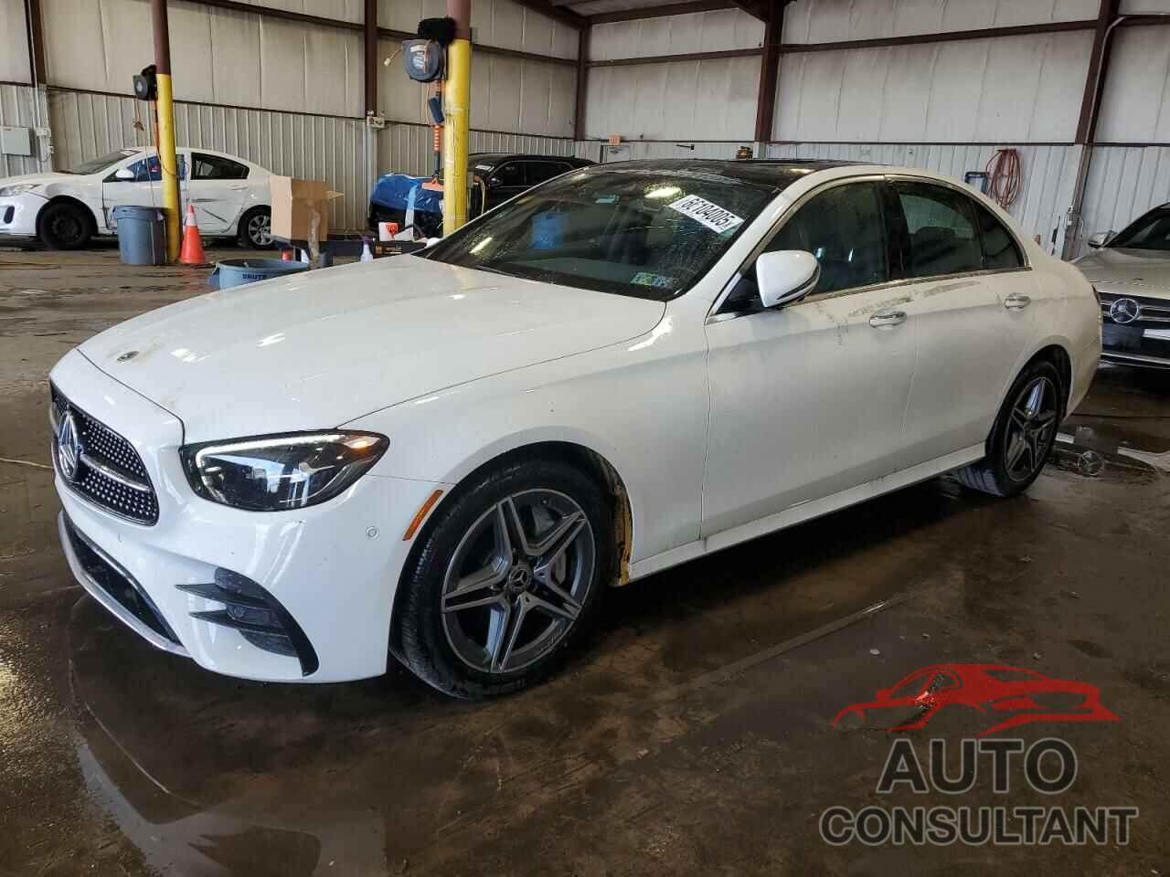 MERCEDES-BENZ E-CLASS 2022 - W1KZF8EB3NB026947