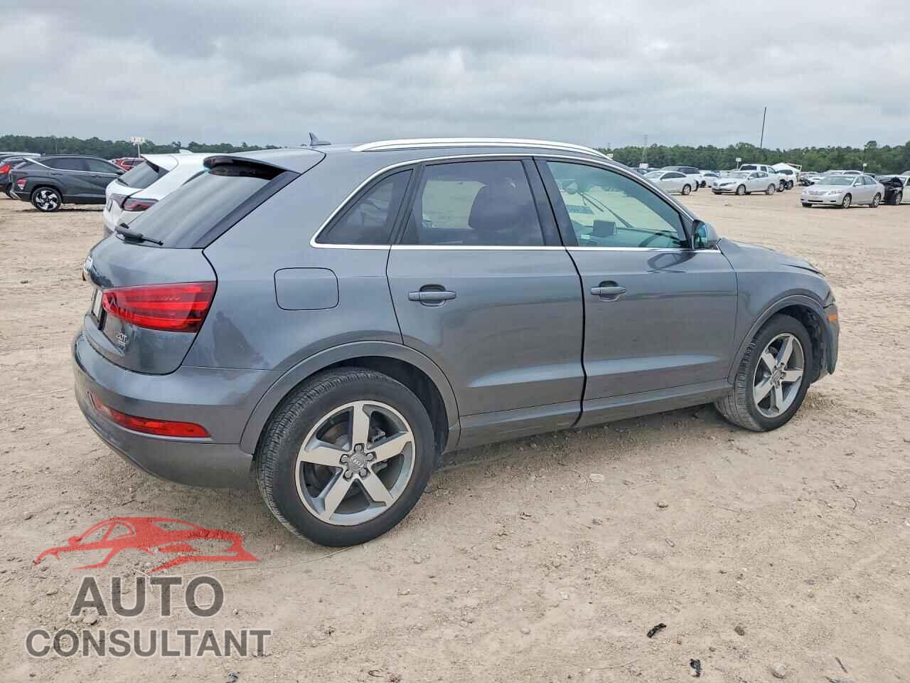 AUDI Q3 2015 - WA1EFCFS0FR006412