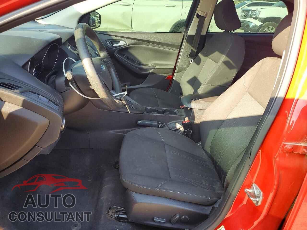 FORD FOCUS 2016 - 1FADP3F20GL201886