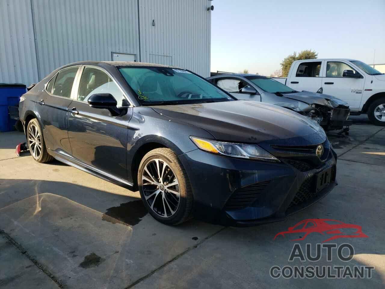 TOYOTA CAMRY 2020 - 4T1G11AK2LU503023
