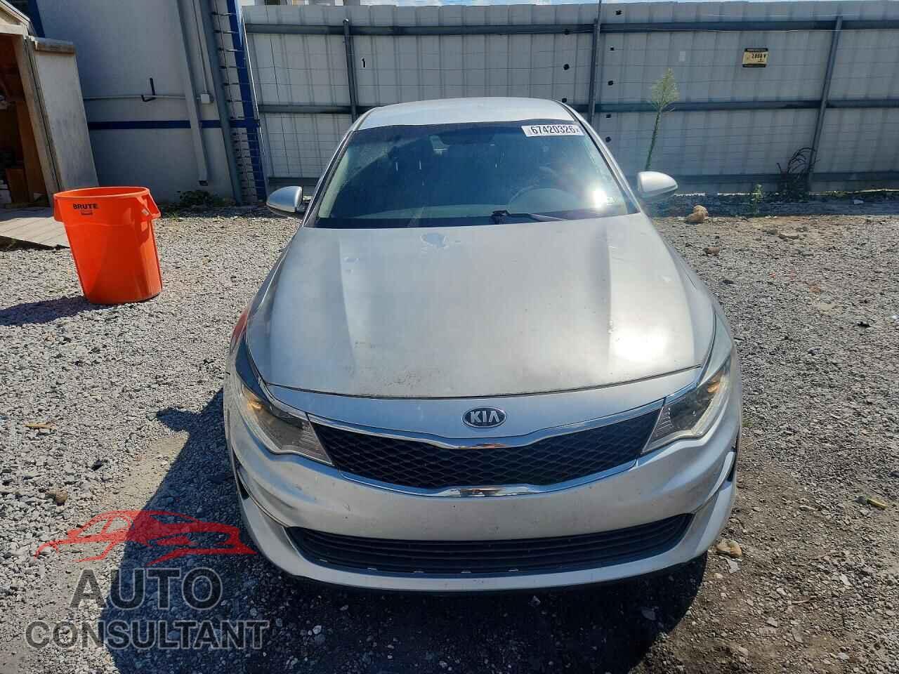 KIA OPTIMA 2017 - 5XXGT4L30HG123732