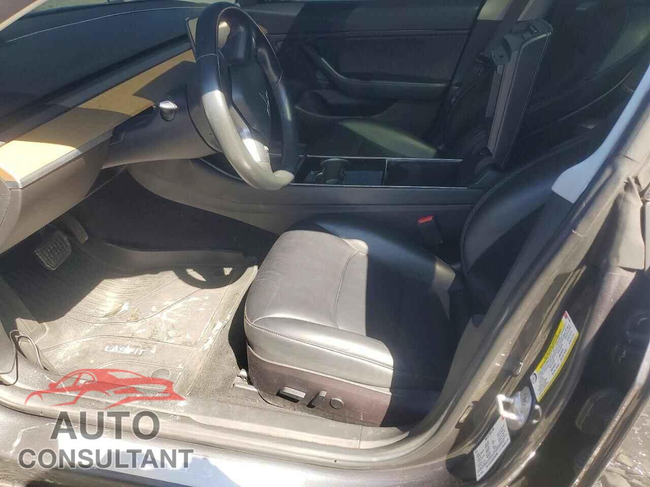TESLA MODEL 3 2018 - 5YJ3E1EAXJF031460