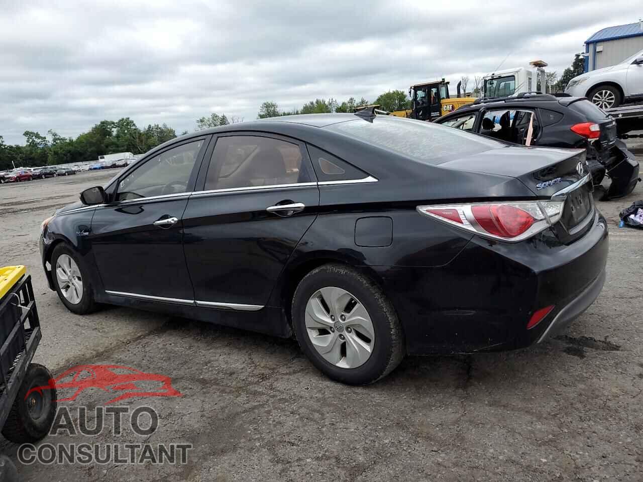 HYUNDAI SONATA 2013 - KMHEC4A47DA099451