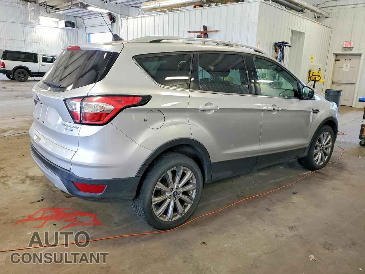 FORD ESCAPE 2018 - 1FMCU9J96JUC20199