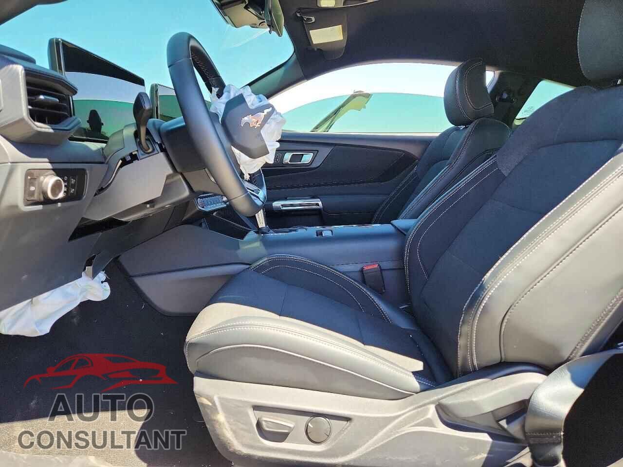 FORD MUSTANG 2026 - 1FA6P8TH2T5100202