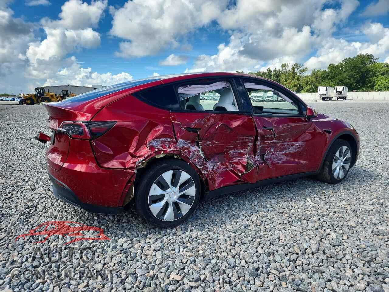 TESLA MODEL Y 2024 - 7SAYGDED3RF089484