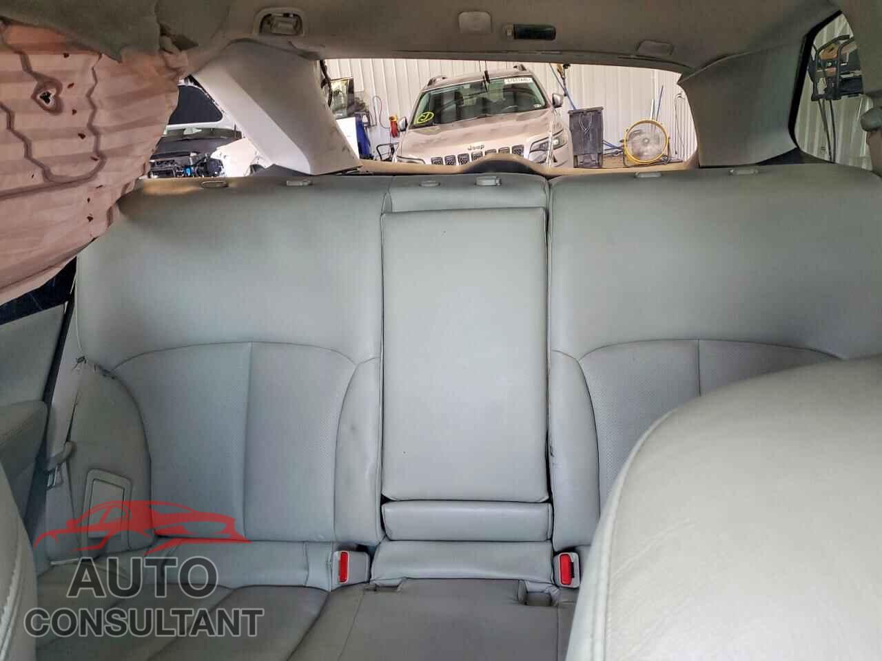 SUBARU OUTBACK 2010 - 4S4BRBKC6A3359768